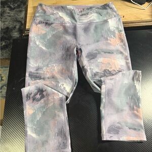 Marika Women's Soft Hues Leggings